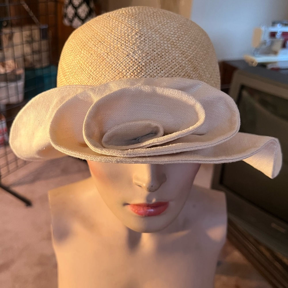 Floppy Sun/Fashion Vintage Hat with Big Flower Accent - Picture 5 of 9